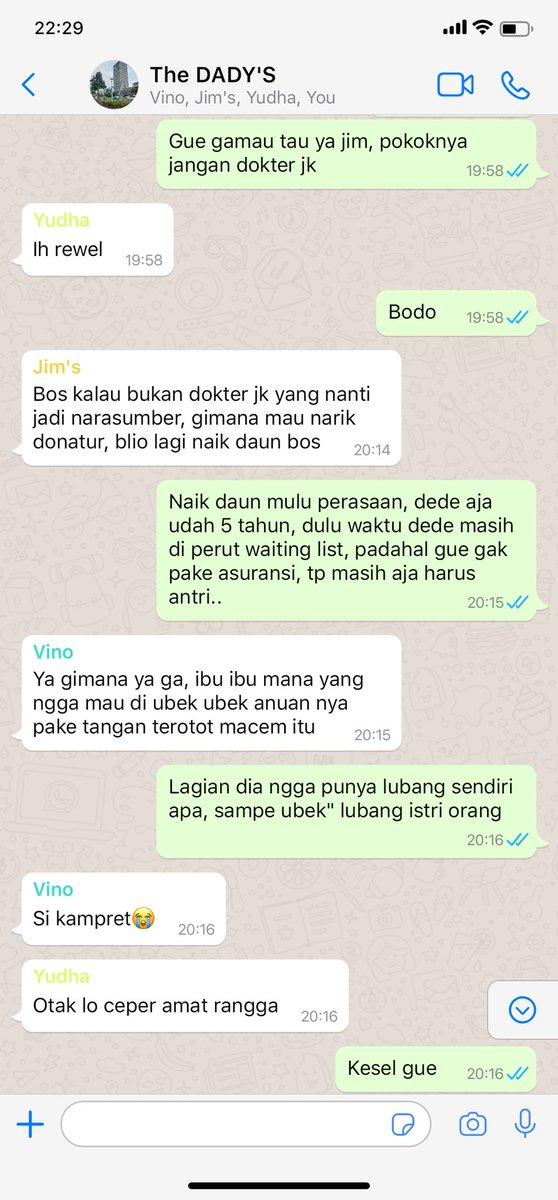 tamiseokjin92's tweet photo. Rangga "rewel" Adhiputra × dr. Jk
So imut🤭
#YMD
1. Gak mau😠 https://t.co/5a5FBcWtsz