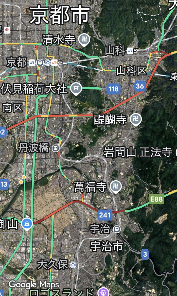 ん〜( ´A` )
混んでますなぁ💦
どーして帰ろうか？

やっぱり山走って帰ろう🚗 ³₃
あっこまで行ったら高速乗ろう！って考えて走るんやけど、いつも結局気づいたら全ベタで帰ってる(   ¯꒳¯ )

今日はどうするべか？