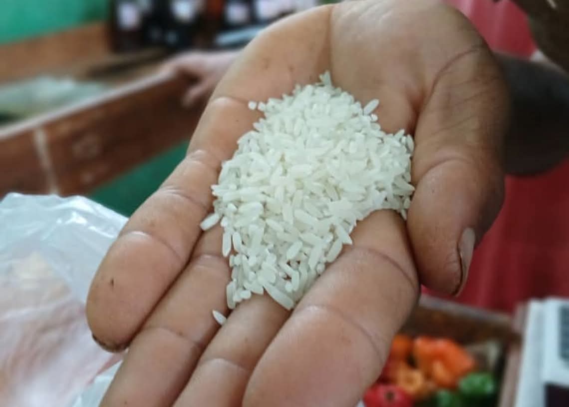 El Grupo Empresarial Tabacuba  garantiza semanalmente en los mercados agropecuarios del sector en Pinar del Rio, la venta de 100,000 huevos a un precio de 1,500 pesos el cartón y  10 toneladas de arroz  a un precio de 150 pesos la libra.
#Tabacuba
