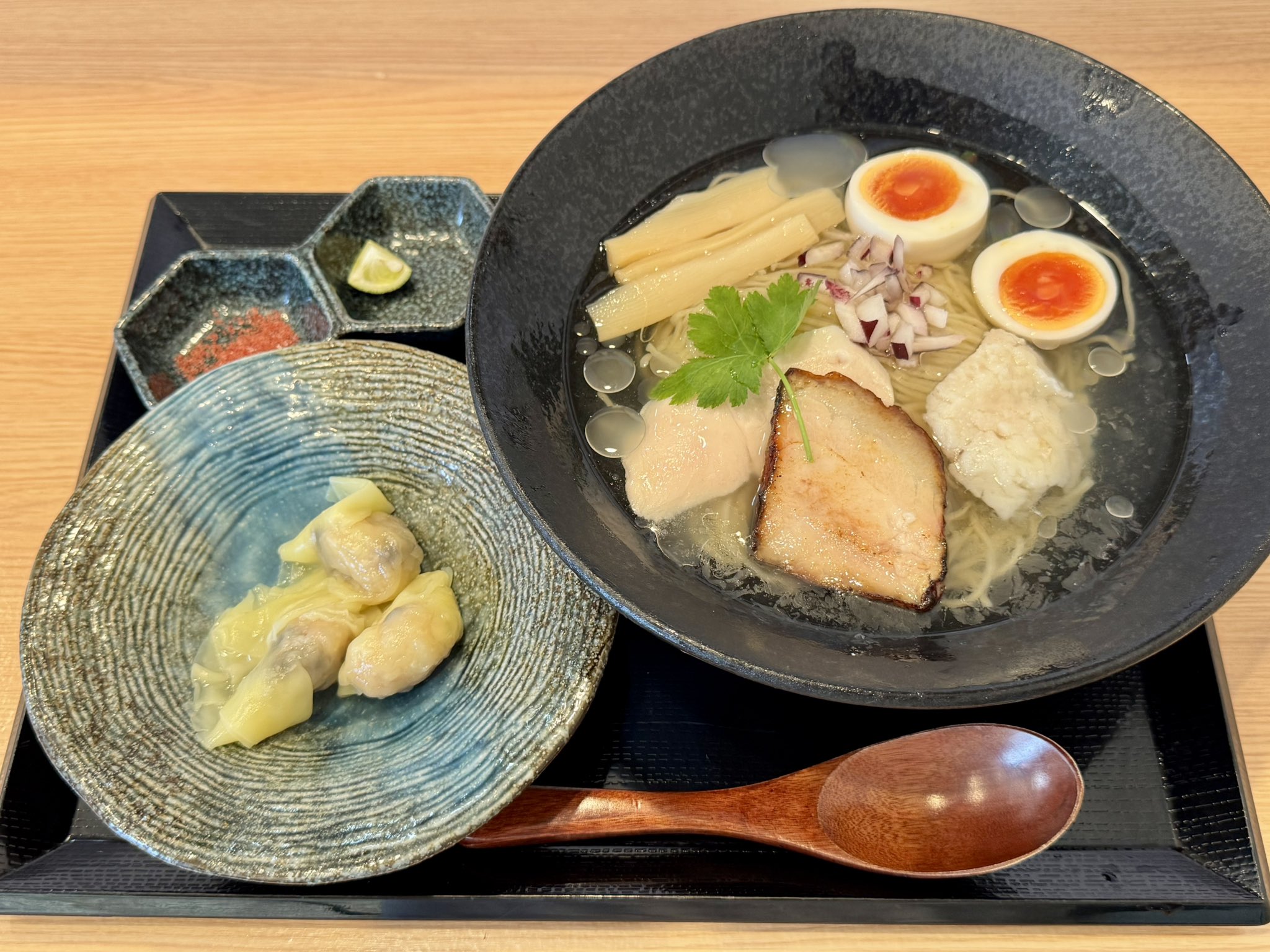 2523純喫茶ぺんてるへようこそ。&えびにゃん &キリマルラーメン 2523純喫茶ぺんてるへようこそ。&えびにゃん &キリマルラーメン
