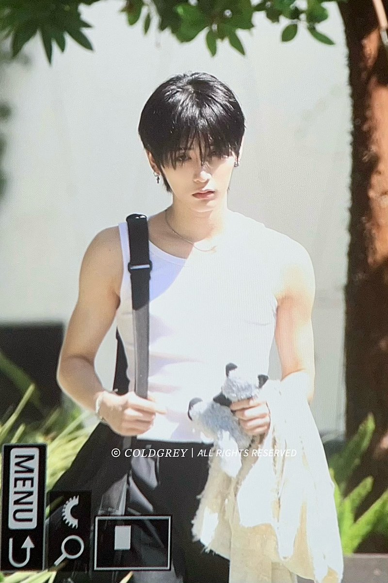 ᴄᴏʟᴅɢʀᴇʏ.:. tweet media