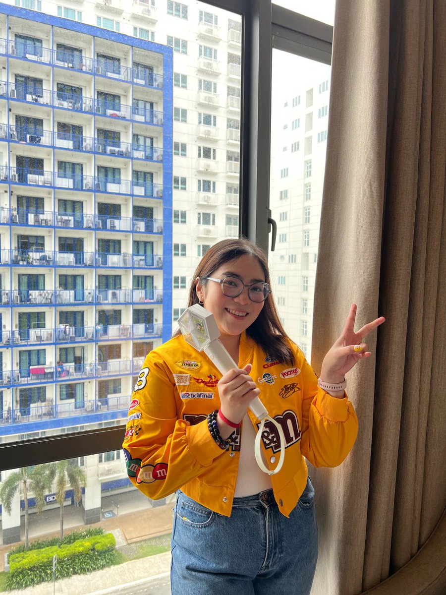 beyattitudeee's tweet photo. Concert ready? 😎 #DoItInManila_FitCheck #DOITinMANILA #DOITinMNL #DoItManila #ASIACONCERT_DOit 💚🧡💛 https://t.co/au0Q1Th6fz