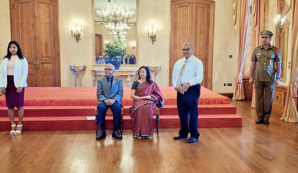 H.E. Dharambeer Gokhool tweet media