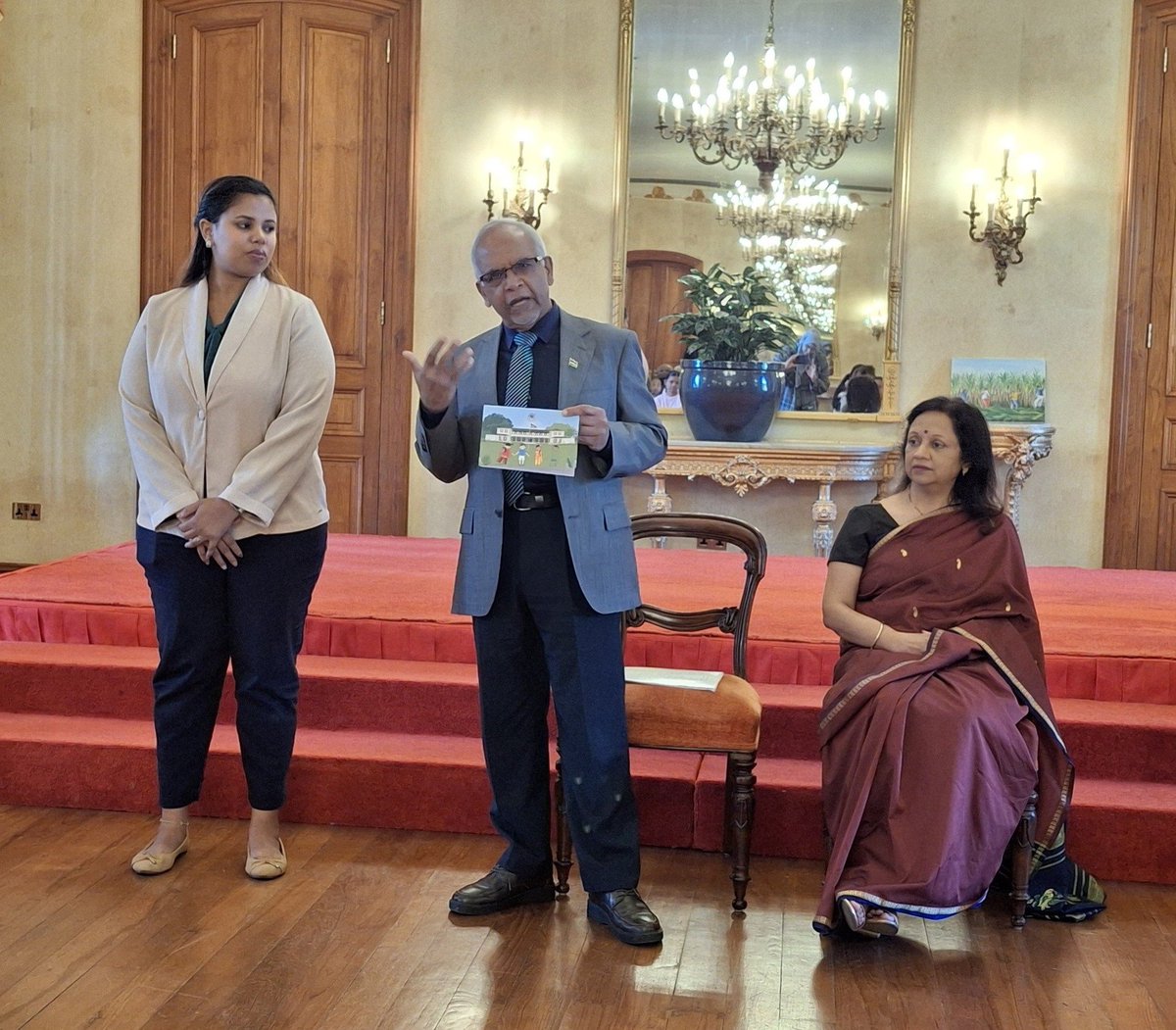 H.E. Dharambeer Gokhool tweet media