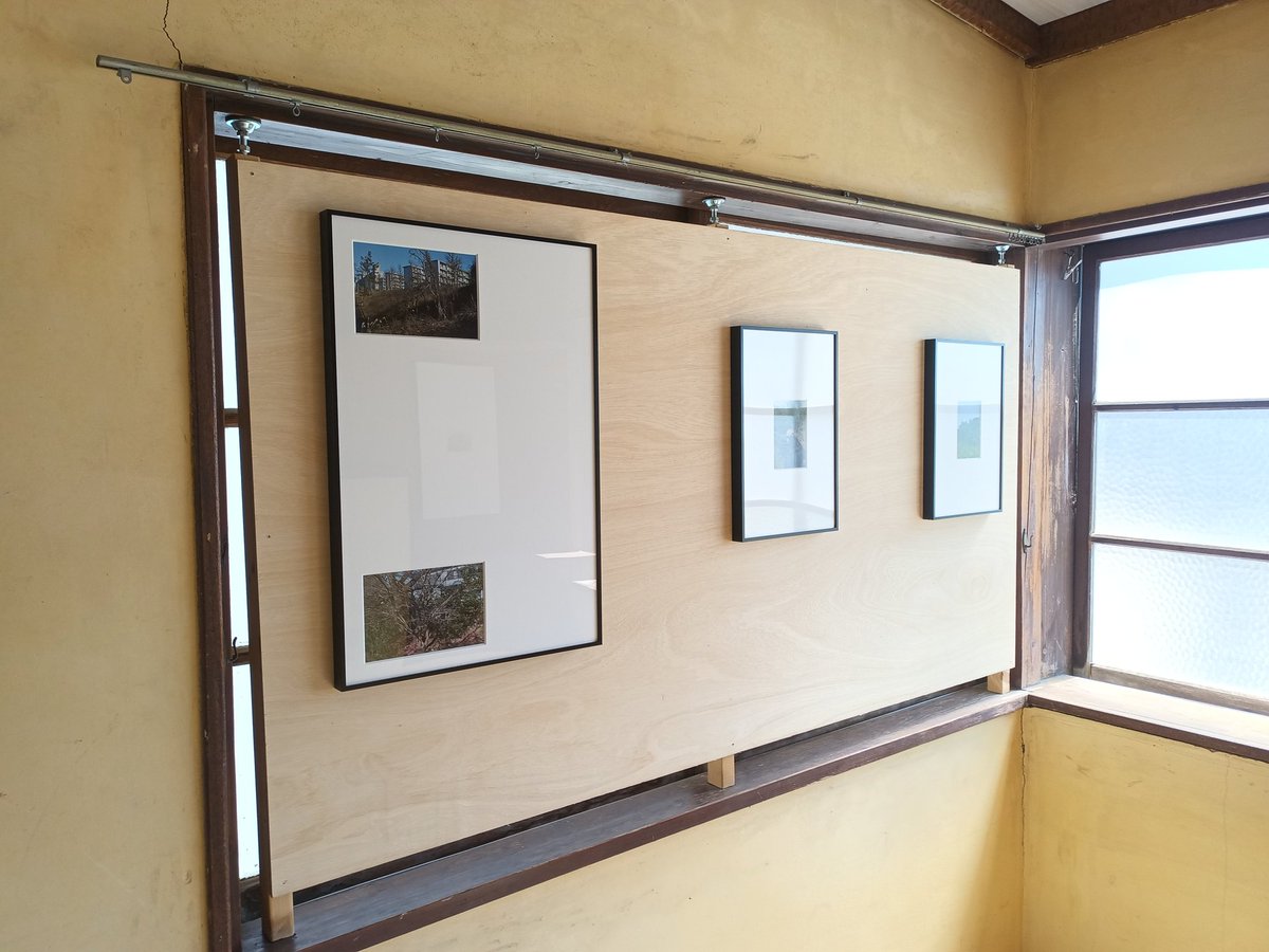 isnmknkiwamari's tweet photo. 本日もオープンしています!
開催中の展示
■目の星 鹿野颯斗個展「流れる目の途中」
■mado-beya企画 岩根愛、四倉由公彦、ちばふみ枝 3人展「Come Around」
■ ico. and Leather 展示販売
#石巻のキワマリ荘 #石巻 #art #アーティストランスペース #オルタナティブスペース #artistrunspace https://t.co/JQjnvXaDi5