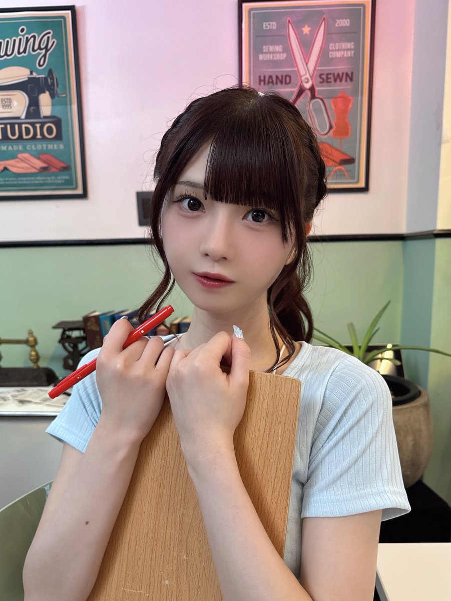 お寿司屋さんとデザート屋さんでバイトしたことあるよ🍣🍰