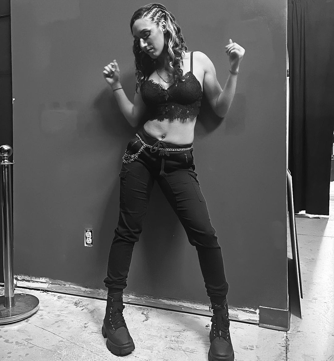 Two losses in a row might break some people. 
I'll be fine.
I've been in worse situations before.

Chapter 5: Run (Part 1/2) vs. Seleana

scwrestling.net/boards/index.p…