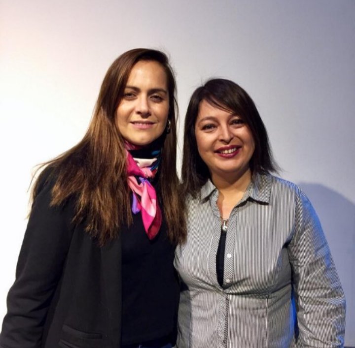 Cachoescalona1's tweet photo. Jeannette Jara, siempre rodeada de los enemigos del pueblo. 
❌️👇

#OnlyFama #PodemosHablarCHV
Villouta Natalia Valdebenito  #hayquedecirloprime https://t.co/HikI2W3XXU