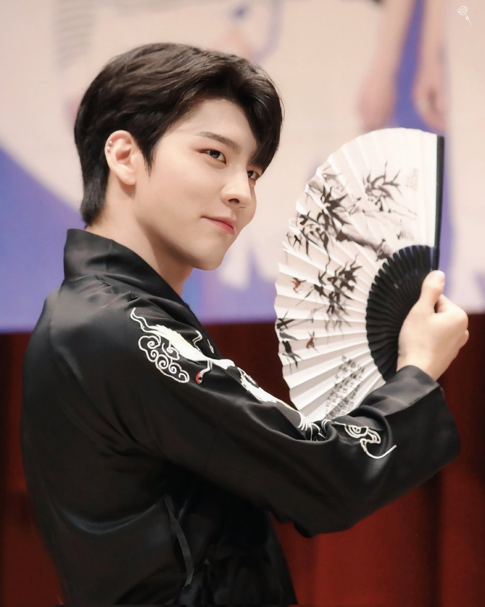 kumara_vanner's tweet image. 바람꽃 소리 🩵

231007 점프업 #GON #곤 #이원서