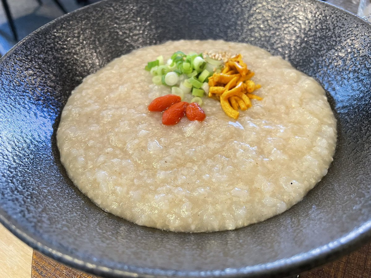 vitohvitoh's tweet photo. はくしかの竹

#はくしか 
#お粥 
#薬膳粥 https://t.co/t6fefndAsp