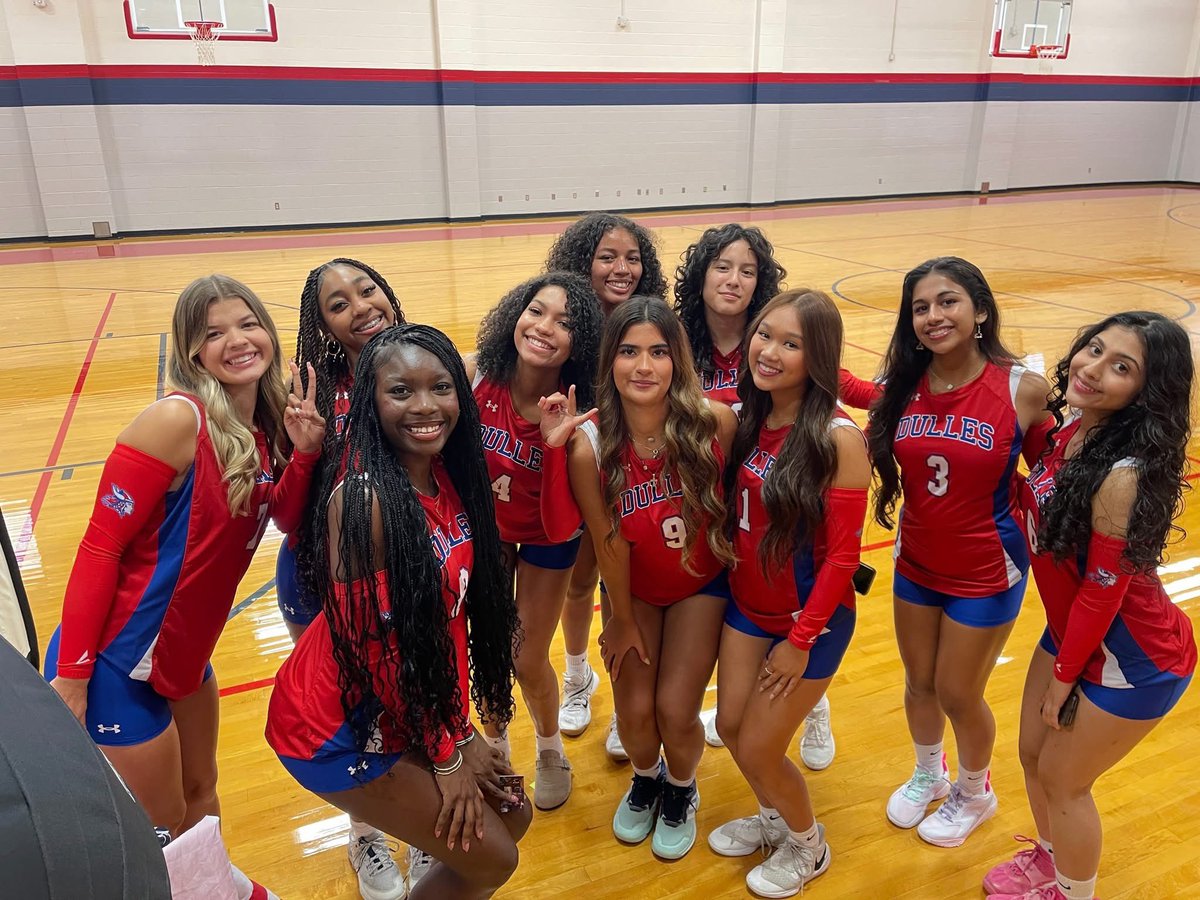 Dulles Volleyball (@dullesvball) on Twitter photo Program sweep tonight against Carnegie!
Congratulations Lady Vikings! ππ
<a href="/DHS_Vikings/">Dulles High School</a> Program sweep tonight against Carnegie!
Congratulations Lady Vikings! ππ
<a href="/DHS_Vikings/">Dulles High School</a>