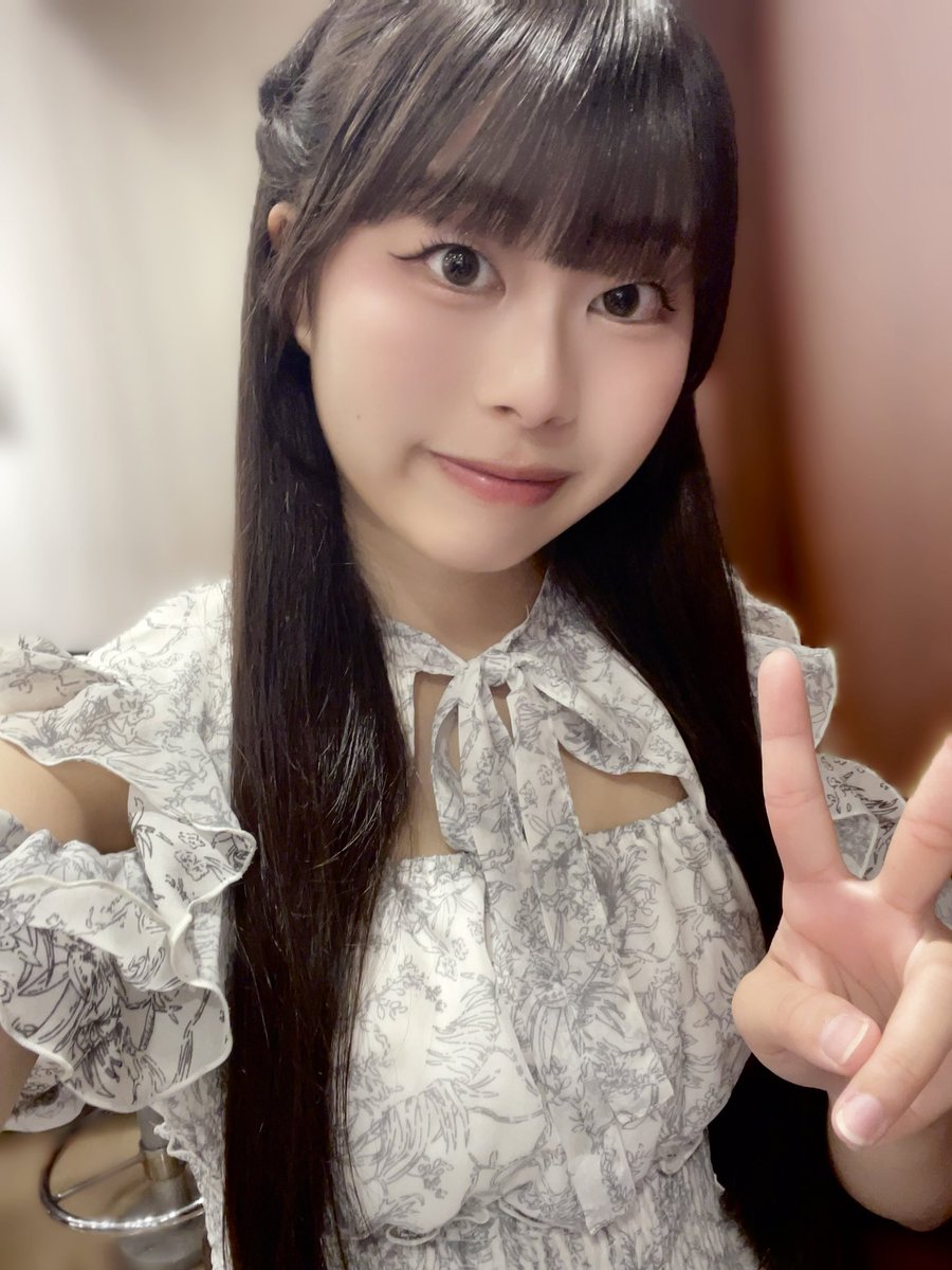 i_am016m's tweet photo. お久しぶりです！
私事ですが本日19歳になりました！❤️‍🔥❤️‍🔥

新生活がスタートしてあっという間にもう真夏ですが！ありがたいことに充実した毎日を過ごしております🍀*゜
19歳の梶野みはるも何卒よろしくお願いいたします🙏🏻  ̖́- https://t.co/BCTpl8YzIi