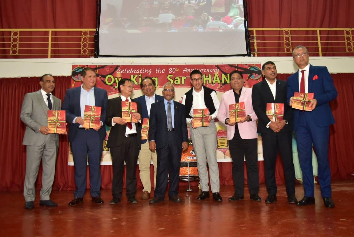 H.E. Dharambeer Gokhool tweet media