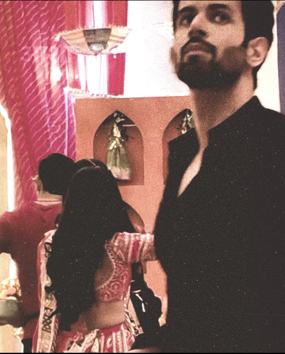 Pikaa7771's tweet photo. Strangers                  To            Lovers💗

#PraShiv #KumkumBhagya https://t.co/ecjqFO4U6l