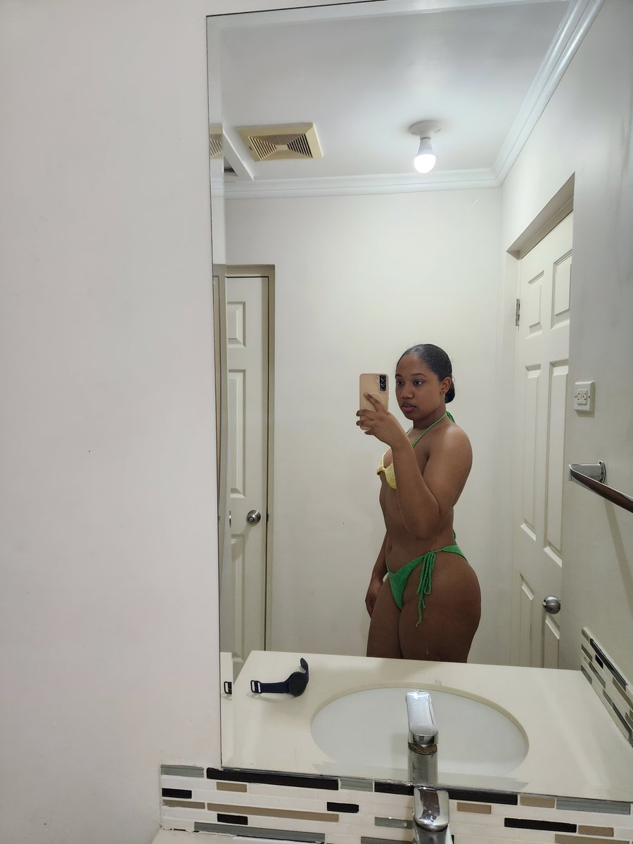 Wow someone actually tweet media