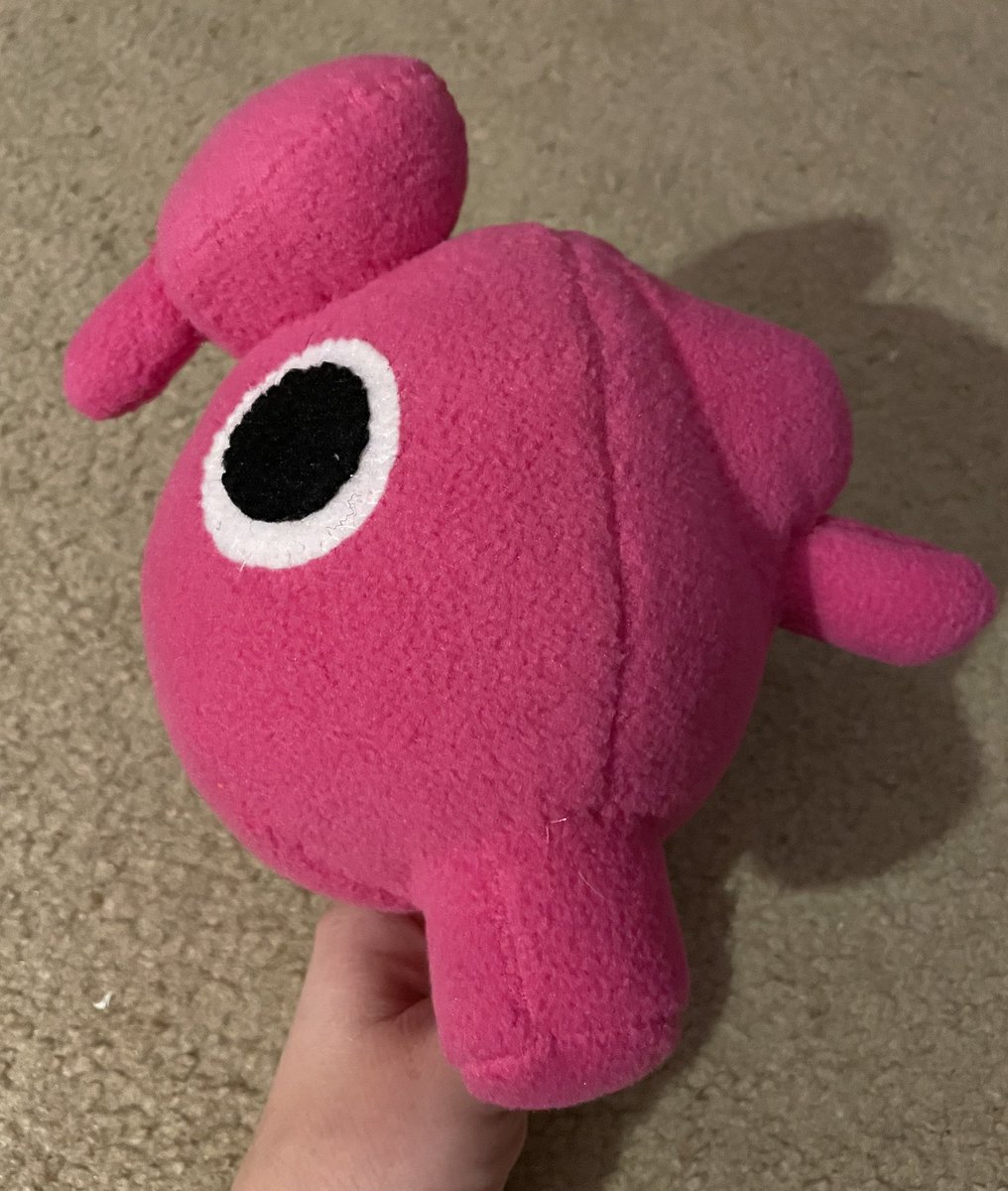 PinknWhiteBat12's tweet photo. A handmade plush toy of Toomp! All by hand and no pattern! 🧵🪡
#SMG4 #smg4toomp https://t.co/80LhIEeNGe