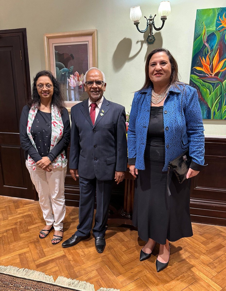 H.E. Dharambeer Gokhool tweet media