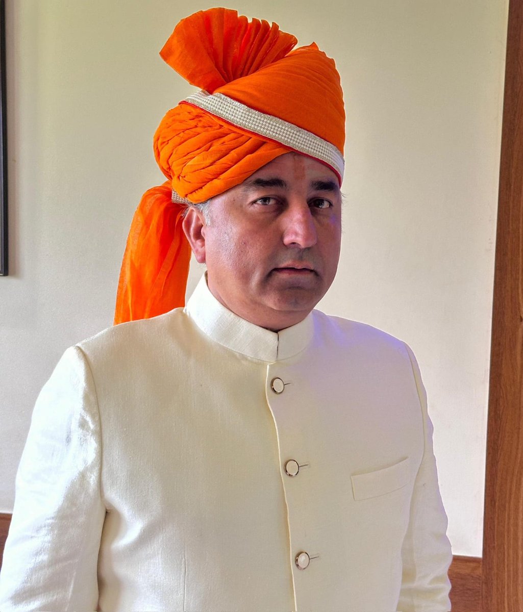 Ravindra Singh Bhati (@ravindrabhati__) on Twitter photo राजस्थान सरकार में राज्य मंत्री, गुड़ामालानी विधानसभा क्षेत्र से विधायक, बड़े भाई श्री के.के. विश्नोई जी को जन्मदिवस की हार्दिक बधाई एवं शुभकामनाएँ।
परमपिता परमेश्वर से आपके उत्तम स्वास्थ्य एवं सुदीर्घ जीवन की मंगलकामना करता हूँ।
<a href="/kkvishnoibjp/">K.K.Vishnoi</a> राजस्थान सरकार में राज्य मंत्री, गुड़ामालानी विधानसभा क्षेत्र से विधायक, बड़े भाई श्री के.के. विश्नोई जी को जन्मदिवस की हार्दिक बधाई एवं शुभकामनाएँ।
परमपिता परमेश्वर से आपके उत्तम स्वास्थ्य एवं सुदीर्घ जीवन की मंगलकामना करता हूँ।
<a href="/kkvishnoibjp/">K.K.Vishnoi</a>