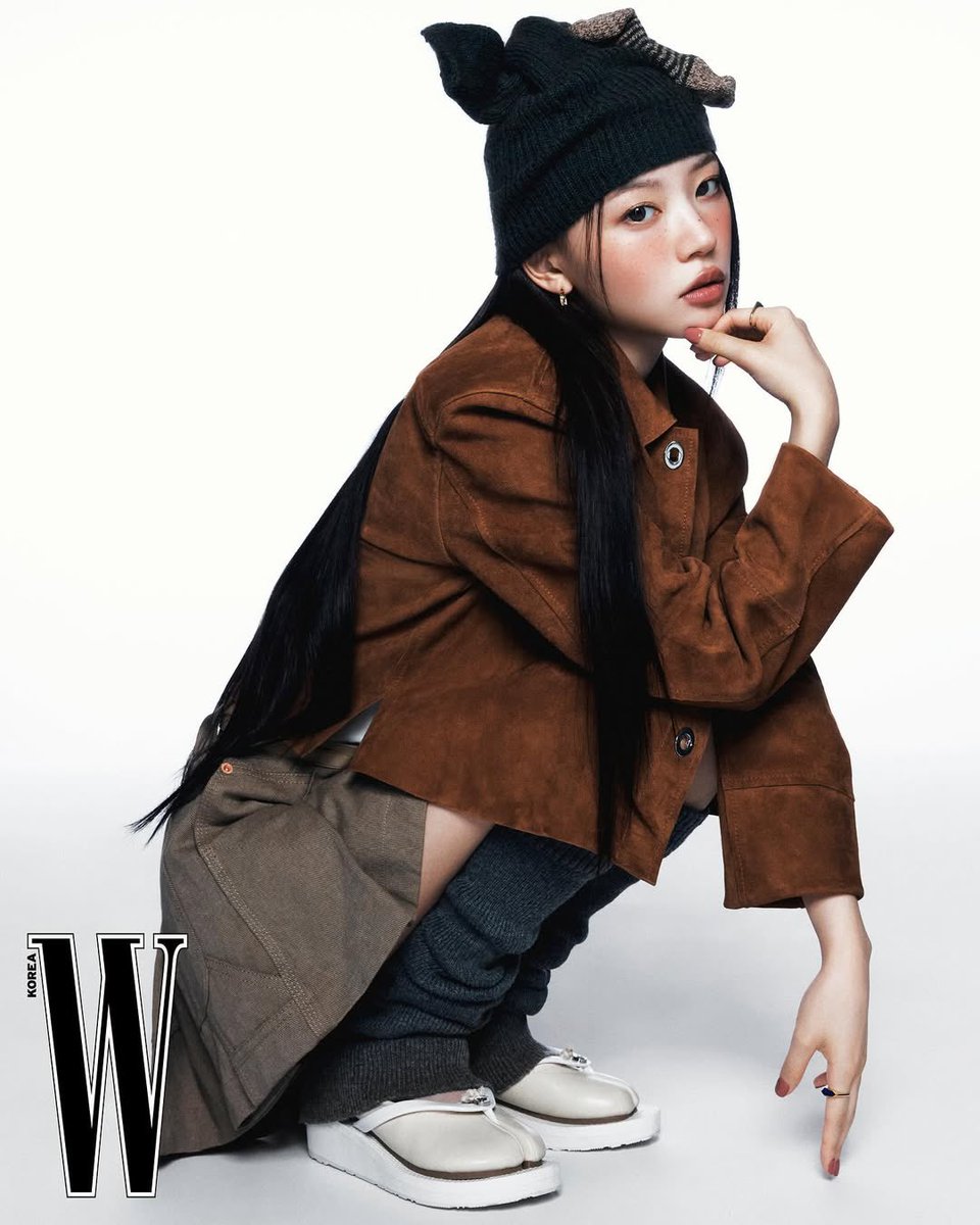 M.A.C のアイコニックな2つのヌードカラーを纏ったILLITのミンジュ