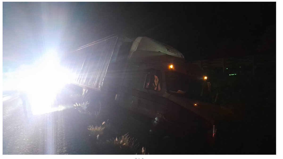 Buen dia

Tenemos reporte de una de nuestras unidades de accidente reciente en Carretera Querétaro - San Luis Potosí Santa María del Río MX-SLP
Coordenadas:21.65234, -100.71636
Sentido QRO SLP

<a href="/Thermokineros/">Thermokineros De ❤ corazón Oficial</a> <a href="/CAPUFE/">CAPUFE</a> <a href="/Kikooman83/">KIKOMAN</a> <a href="/GN_Carreteras/">Guardia Nacional Carreteras</a>