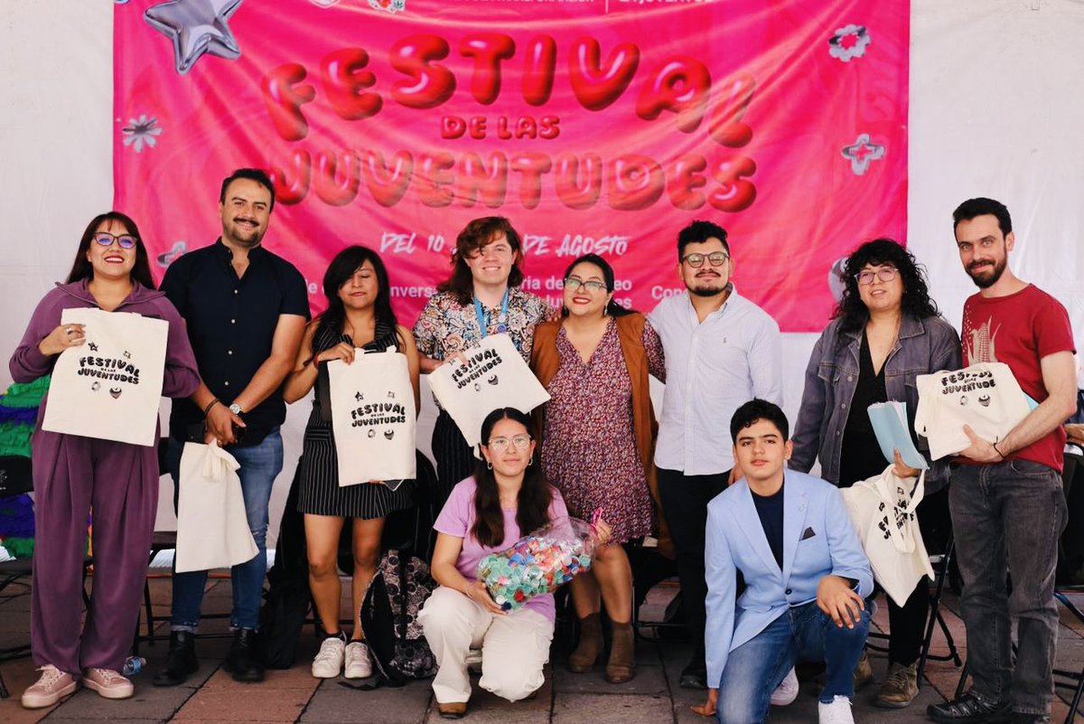 ✨🌱 En el #FestivalJuventudes estuvimos en el Ágora Juvenil con <a href="/InjuveCDMX/">INJUVE CIUDAD DE MÉXICO</a>, <a href="/UNFPAMexico/">UNFPA en México</a>, activistas y juventudes para hablar de cuidados, barrancas, cambio climático y cómo construir una ciudad más justa y sostenible #MedioAmbiente #Juventudes #CambioClimático