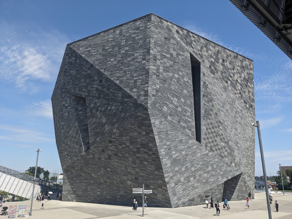 結局、父が原画を担当したくまの子ジャッキーも本日午前中に同ミュージアムにて鑑賞致しましたが、今週末は個人的に久々の岡田敏靖祭りでした♪

#岡田敏靖 #くまの子ジャッキー #りすのバナー