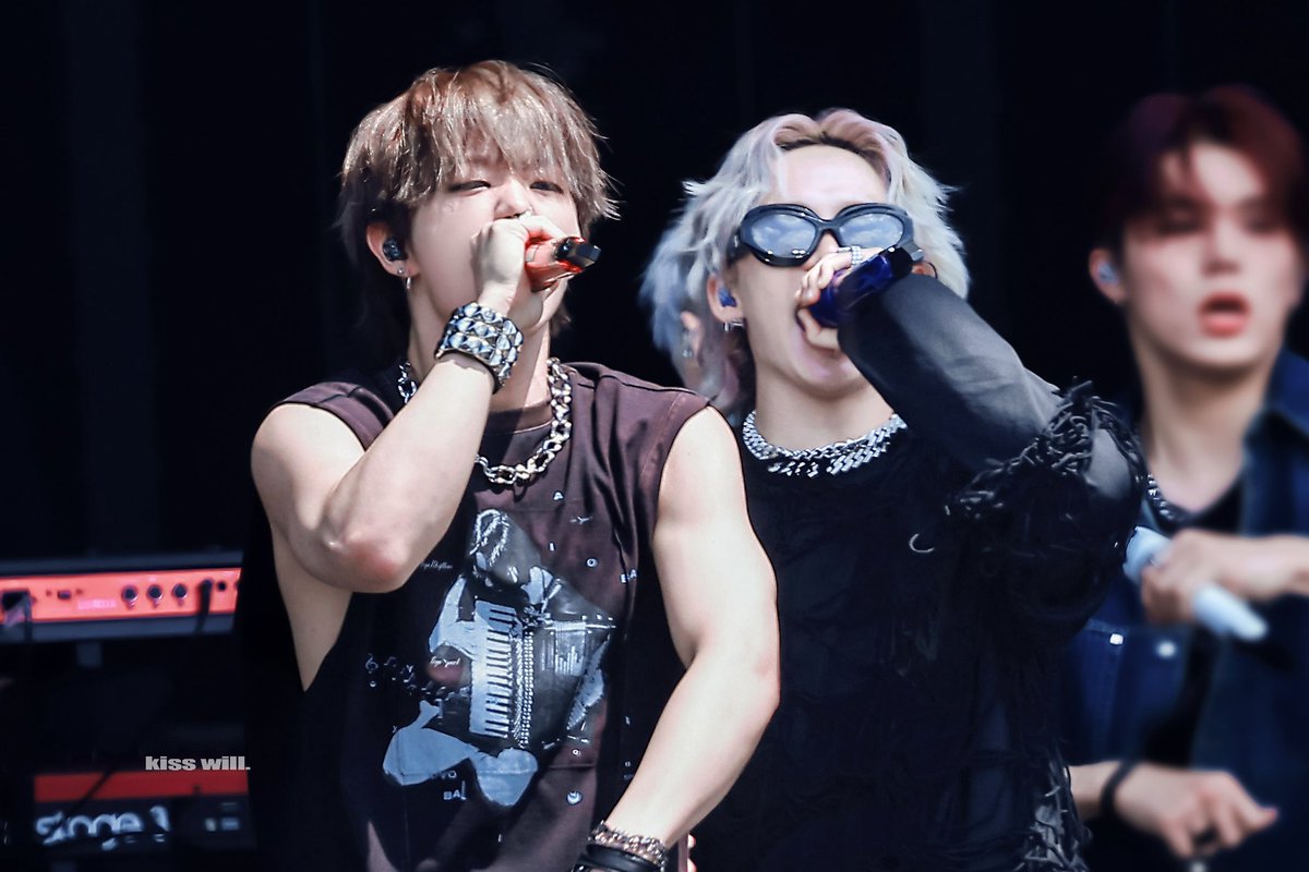kisswillkiss's tweet photo. - 250816
#최현석 #지훈 #트레저 #TREASURE https://t.co/c9WdTa6TRr