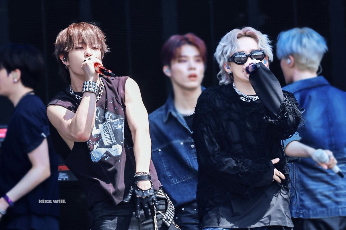 kisswillkiss's tweet photo. - 250816
#최현석 #지훈 #트레저 #TREASURE https://t.co/c9WdTa6TRr