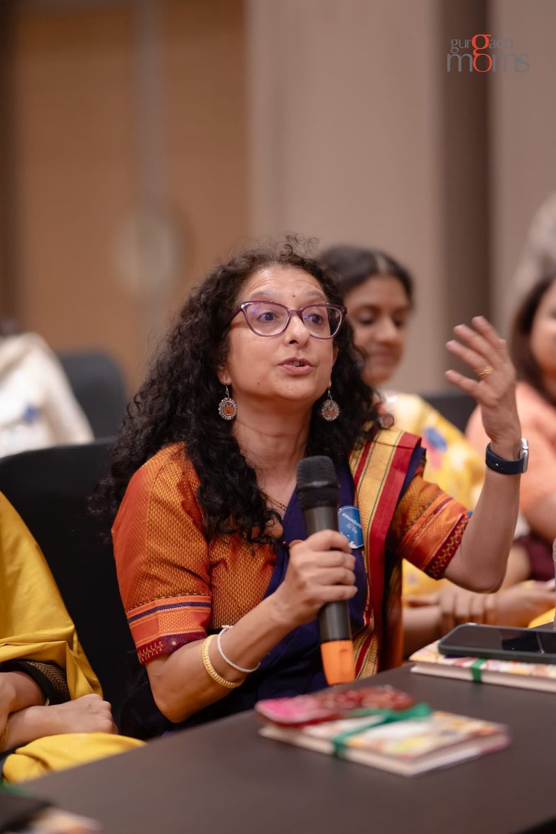 hyderabadibeats's tweet image. Curly hair products have been so good for my hair health. Hair is back to being what it was in childhood, and not having a mind of its own. I could write paeans on how happy I am now that the recalcitrant curls have toed the line and coiled up again. :) pun intended
#curls