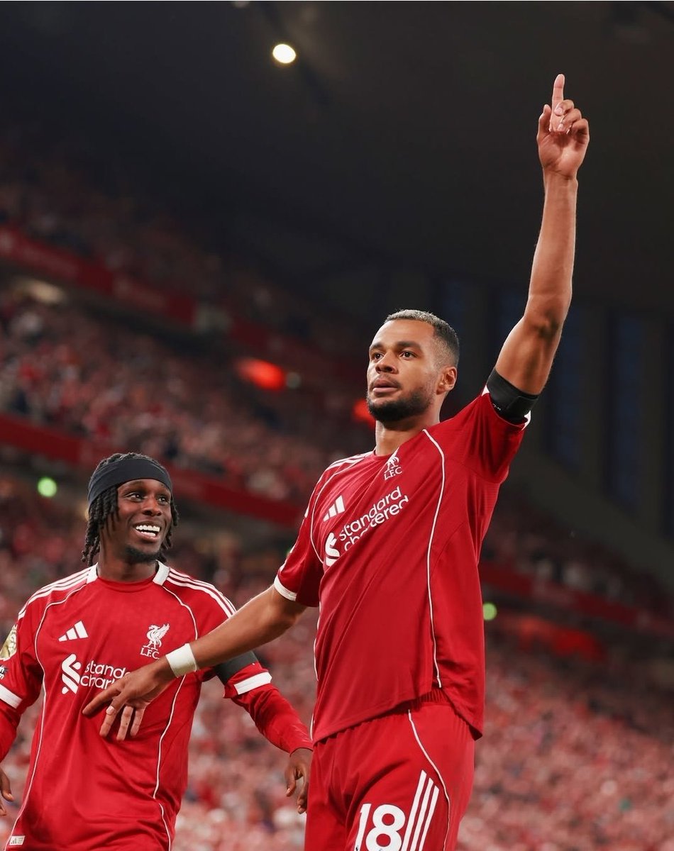 SeduiG's tweet photo. Debut night to remember! Ekitiké’s opener, Gakpo’s follow-up… Bournemouth roared back through Semenyo, but Chiesa’s volley and Salah’s stoppage-time strike sealed it. A thriller and a statement. #Liverpool #PremierLeague" https://t.co/fMx0GT7QmR