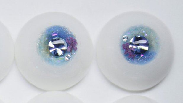 물망초 12미리 B급 판매합니다. 원하시는 분은 디엠부탁드려요
^^