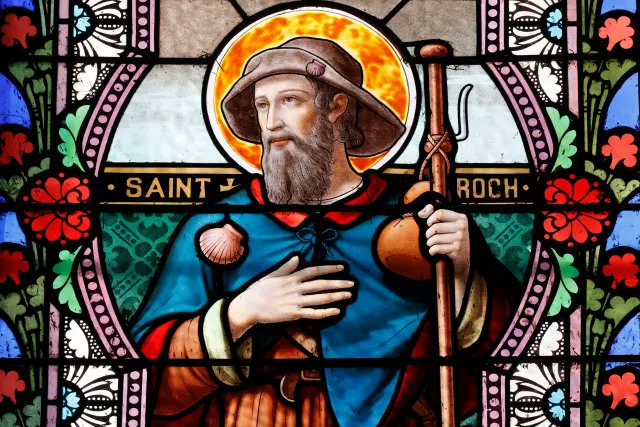 L'Église fête aujourd'hui Saint Roch. Âgé de 20 ans à la mort de ses parents, il distribua le gros de son héritage aux pauvres et entreprit un pèlerinage vers Rome. Sur la route, il guérit de nombreux infortunés accablés par la peste. Il mourut en prison à son retour en France.