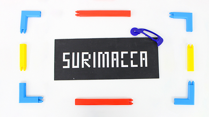 surimaccakun's tweet photo. 「スリマッカ」ってなんやねん！？

SURIMACCA（スリマッカ）は、誰でも簡単にシルクスクリーンができるキット！
ブロックのようにつなぎ合わせると、あっという間にシルクスクリーンフレームに🫱🏻‍🫲🏼

ちなみにJAMは大阪の会社やで🐙
https://t.co/YkDOk4bPlm https://t.co/lrKS7HCkPb