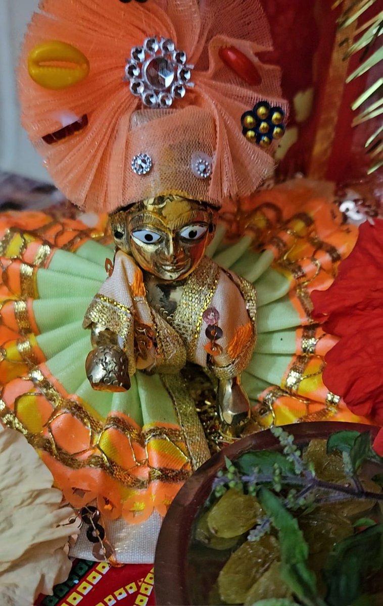 आप सभी को कृष्ण जन्माष्टमी की हार्दिक शुभकामनाएं 🙏