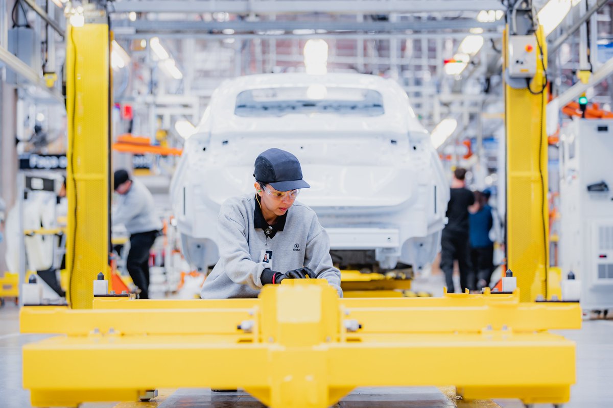 GWMGlobal's tweet photo. GWM Brazil Plant grand opens.Hello tomorrow. Let's step into a new chapter. @GWMbrasil  @LulaOficial 

Learn more:  https://t.co/Zr2Ilzu9Us
#GWM #gowithmore #GWMHaval #HAVALH6 #GWMBrazilPlant #Brazil https://t.co/9jGUed6OJF