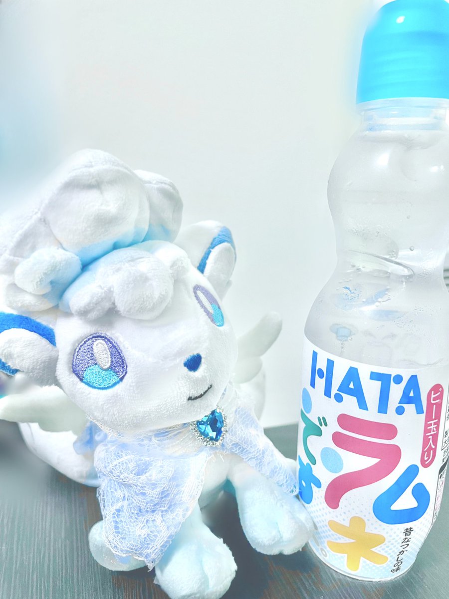 ラムネ冷たくて美味しいね🤍
 #ポケぬいもぐもぐ部  #ポケモンfit  #アローラロコン  #ポケぬいファッション部  #ポケモンのいる生活