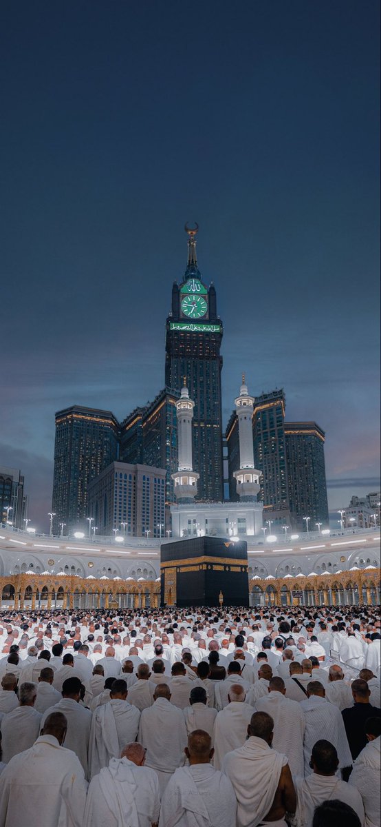 aiishadahir's tweet photo. May you pray Fajr in this mosque soon https://t.co/E4U2D9Bh0z