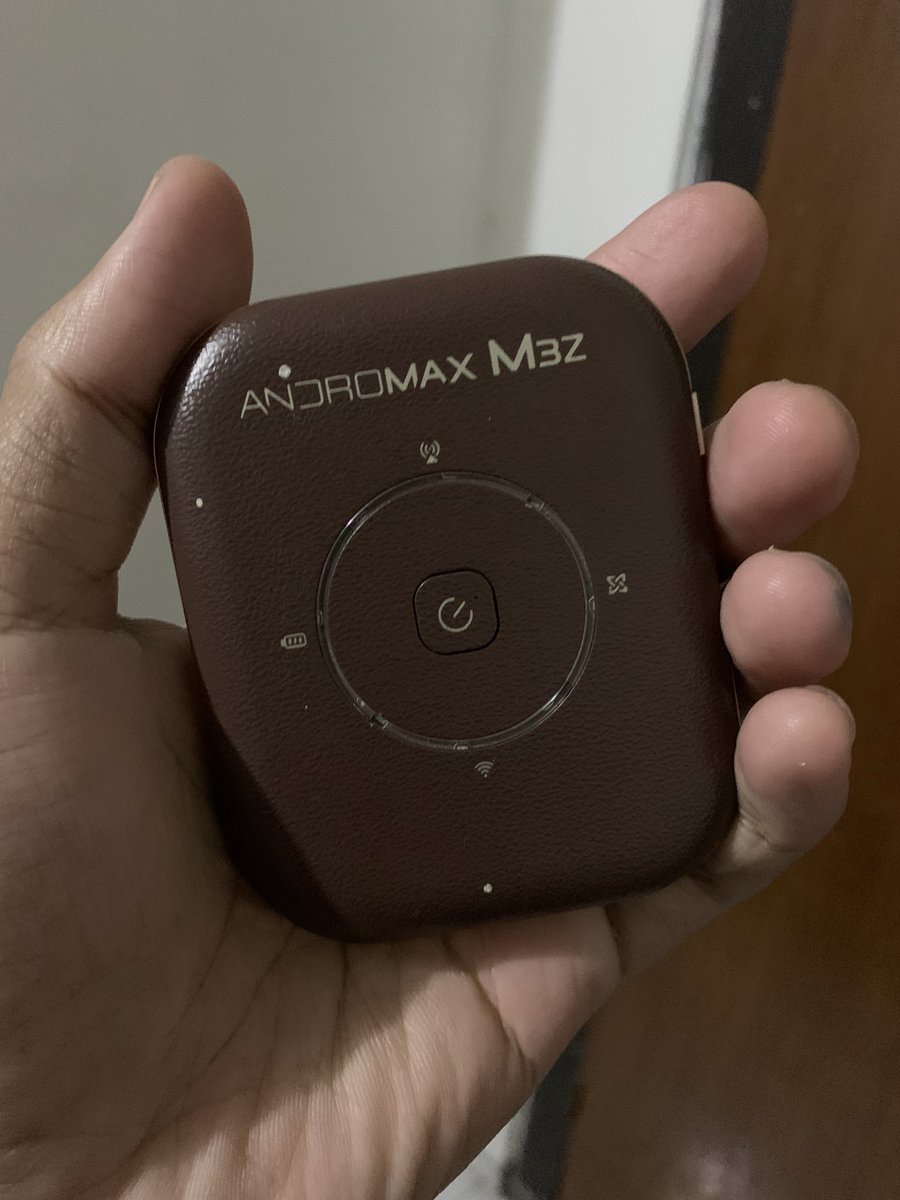 ryn_iko's tweet image. Ready mifi andromax m3z Smartfren only 4G
murah saja 85 rb
untuk kartu smartfren saja ( paket kuota )
belum support paket unlimeted 
baterai besar awet cocok untuk kegiatan sehari hari 🤩

ready shopee/cod solo

#mifi
#iphone
