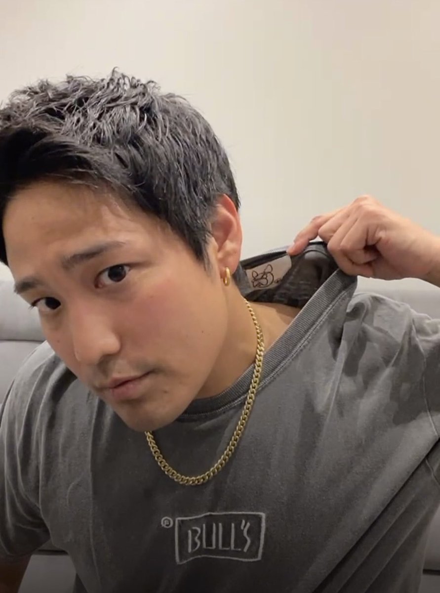 フレブル大好きな桐山さんが立ち上げたアパレルブランド「F BULL'S