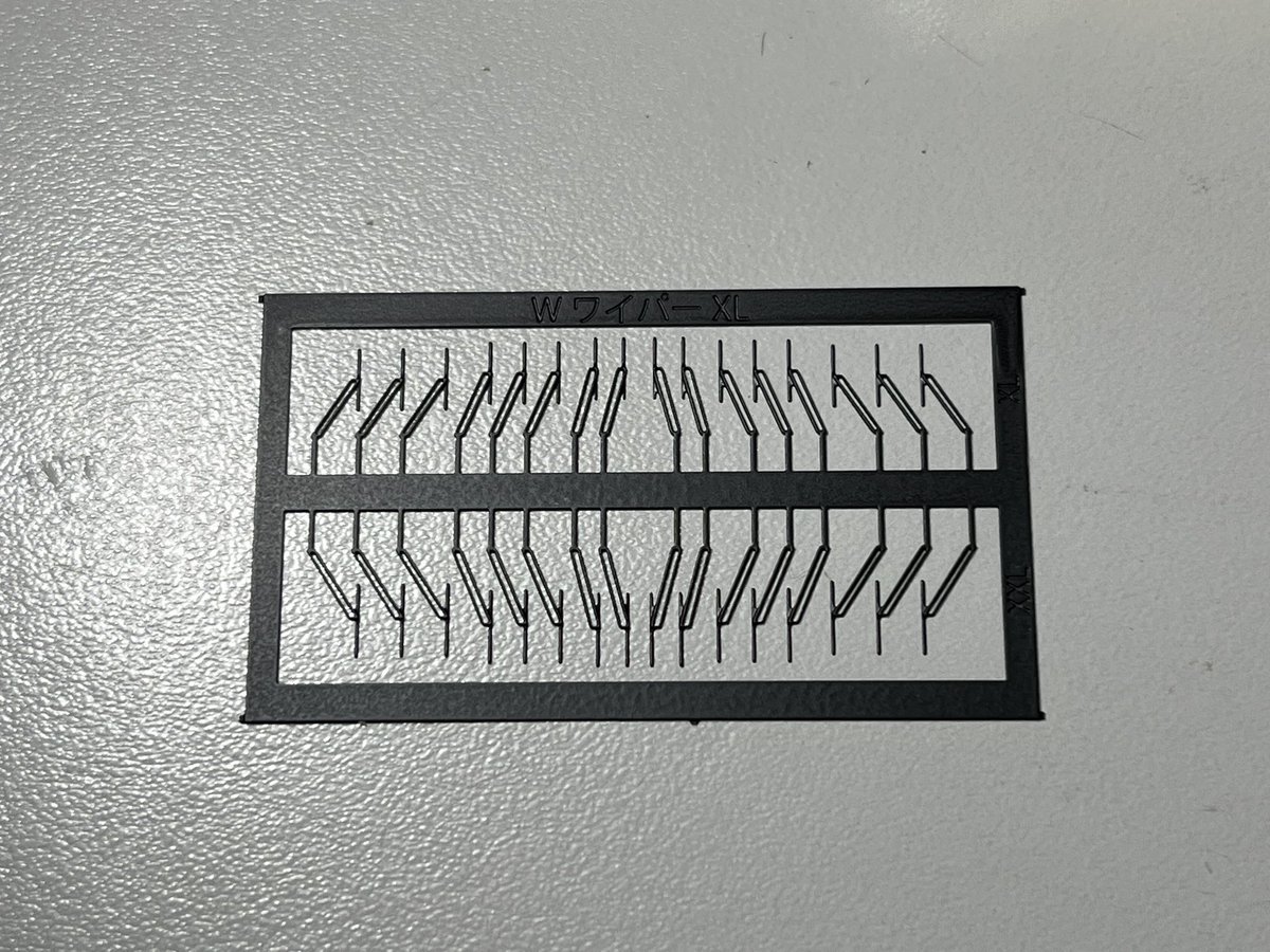 maikeru_iroiro's tweet image. ★再生産のお知らせ

・西の8000用床下機器
1編成(6両)分入り ¥5000

・SワイパーM/L 黒染　¥700-
・WワイパーM 黒染　¥500-
・WワイパーL 黒染　¥500-
・WワイパーXL 黒染　¥600-

明日(8/17)のイベント販売！

所用により、イベント開始時刻10時に少し遅れる可能性があります。
予めご了承ください🙇‍♂️