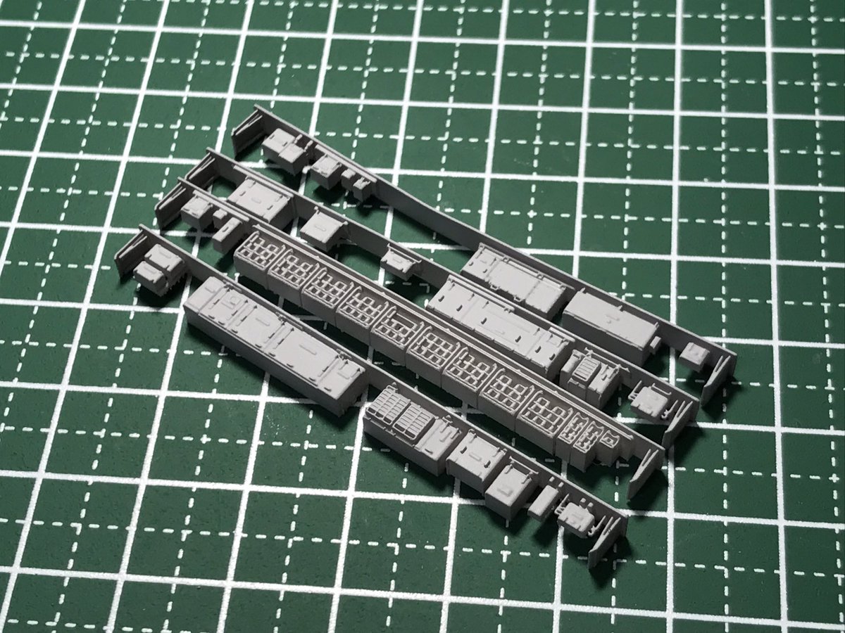 maikeru_iroiro's tweet image. ★再生産のお知らせ

・西の8000用床下機器
1編成(6両)分入り ¥5000

・SワイパーM/L 黒染　¥700-
・WワイパーM 黒染　¥500-
・WワイパーL 黒染　¥500-
・WワイパーXL 黒染　¥600-

明日(8/17)のイベント販売！

所用により、イベント開始時刻10時に少し遅れる可能性があります。
予めご了承ください🙇‍♂️