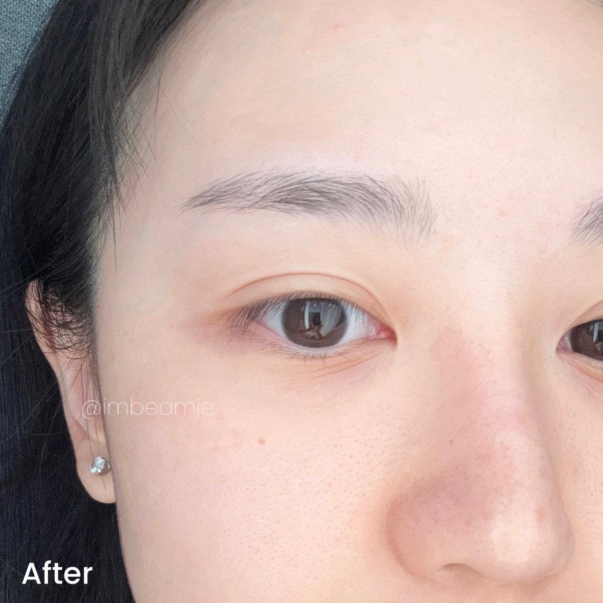 ดูรูปหน้าเรามันน้อยลงมากกกกอ่ะ เจลล้างหน้าสำหรับผิวมัน Effaclar Micro-Peeling Gel อันนี้เริ่ดจริง เนื้อเจล ph เหมาะกับผิว สิวอุดตันลด ออกกล้องยังไม่ชัดเท่าตัวจริง บีมชอบมากกกกกก รุ่นนี้ใช้ได้ทั้งหน้า-ตัว ใครเป็นสิวที่หลังใช้ตัวนี้ได้เลย สิวแห้งไว แถมผิวสะอาดมากกก