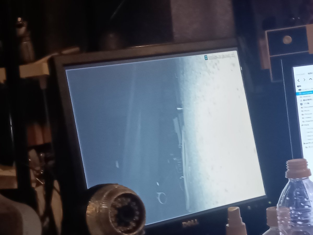 SogoogleK51859's tweet image. いつも光ってるわて。
（by赤外線カメラ）

その理由は四方八方から浴びせられる
不可視光線。と、指向性の音波
#DEW
#LRAD 
玄関は真っ暗（なはず）