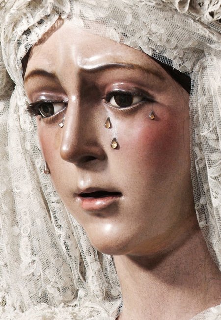 “Si en la tierra daros quiso 
Dios del bien que allá tenía, 
¿Qué os dará en el paraíso, 
Donde todo es alegría? 

El amor vuestro y de Dios 
hoy se encuentran en el vuelo, 
pues por Él a Dios váis vos, 
y Él a vos vino del Cielo.” 

✍️ Juan López de Úbeda
📷 DIHOR