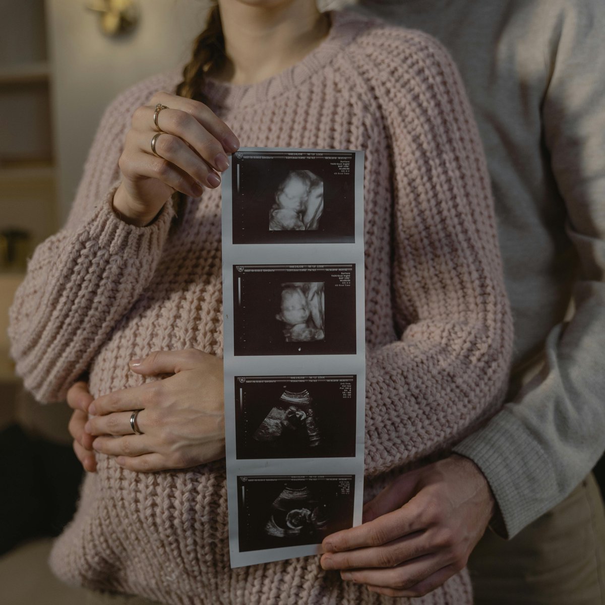 Doktor Şule Zuhal Durak: "Bebeğin damak tadı anne karnında şekilleniyor.

Gebeliğinde hiç balık yememiş bir annenin çocuğunun balık sevmesini beklemek gerçekçi değil."