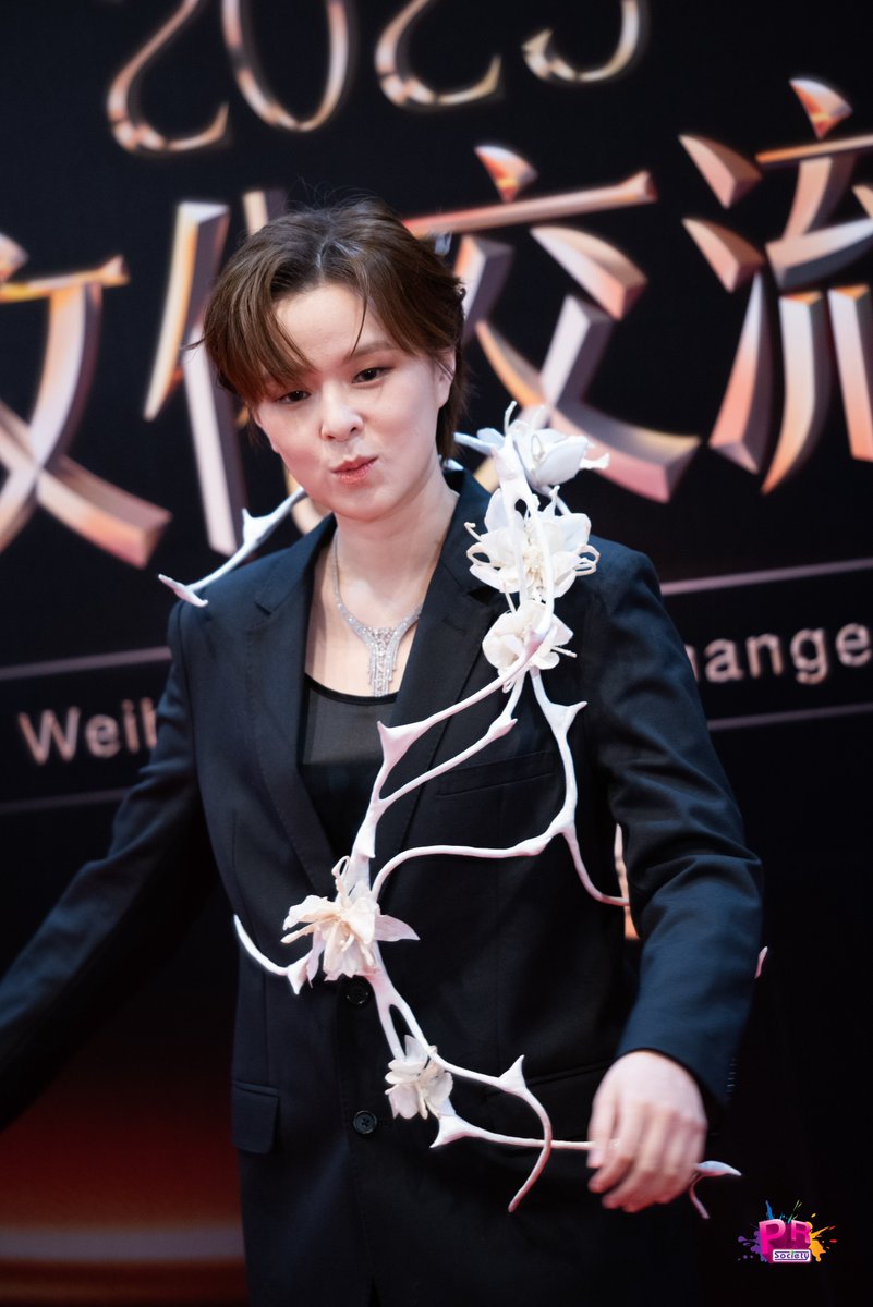 PRSocietyNews's tweet photo. สาวไทยคนนี้กลับมาแล้ว ซันนี่-เกวลิน บนพรมแดงที่งาน “Weibo Cultural Exchange Night in Thailand 2025”

#WeiboCulturalExchangeNight2025 
#Sunnee #ซันนี่เกวลิน #Sunnee杨芸晴 https://t.co/LUAujOWAPV
