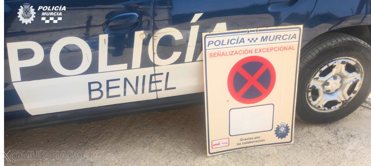 Agradecemos a la Policía Local de Beniel la localización de un cartel de señalización excepcional, propiedad de la Policía Local de Murcia.

Gracias a su colaboración ha sido recuperado y entregado. 👏🤝