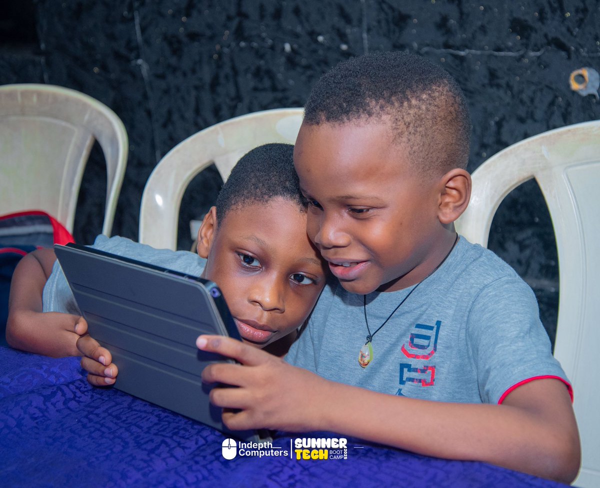 Indepthcomputer's tweet image. From assembling circuits to showcasing their creations, our robotics class brings imagination to life. 🤖✨
Just one of the many perks of creativity at In-depth Computers. 
#techkids #indepthcomputers