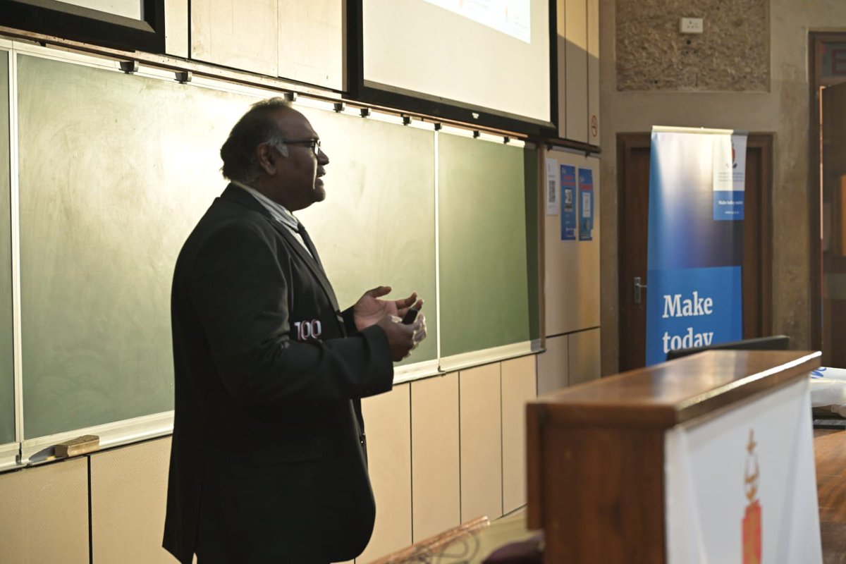 University of Pretoria tweet media