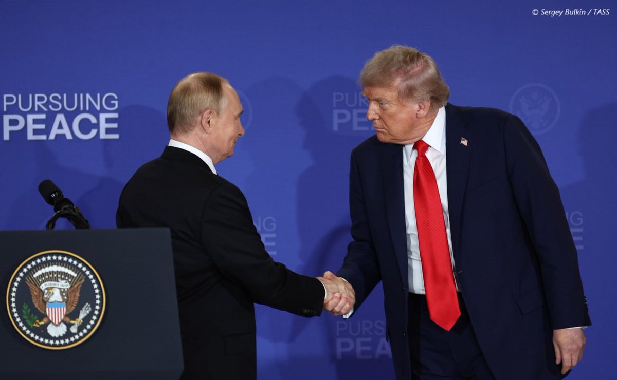 MFA Russia 🇷🇺 (@mfa_russia) on Twitter photo 🇷🇺🇺🇸 Russian President Vladimir Putin and US President <a href="/realDonaldTrump/">Donald J. Trump</a> following talks in #Anchorage, Alaska:
💬 President #Putin: Next time in Moscow
💬 <a href="/POTUS/">President Donald J. Trump</a>: I could see it possibly happening
#RussiaUSA 🇷🇺🇺🇸 Russian President Vladimir Putin and US President <a href="/realDonaldTrump/">Donald J. Trump</a> following talks in #Anchorage, Alaska:
💬 President #Putin: Next time in Moscow
💬 <a href="/POTUS/">President Donald J. Trump</a>: I could see it possibly happening
#RussiaUSA